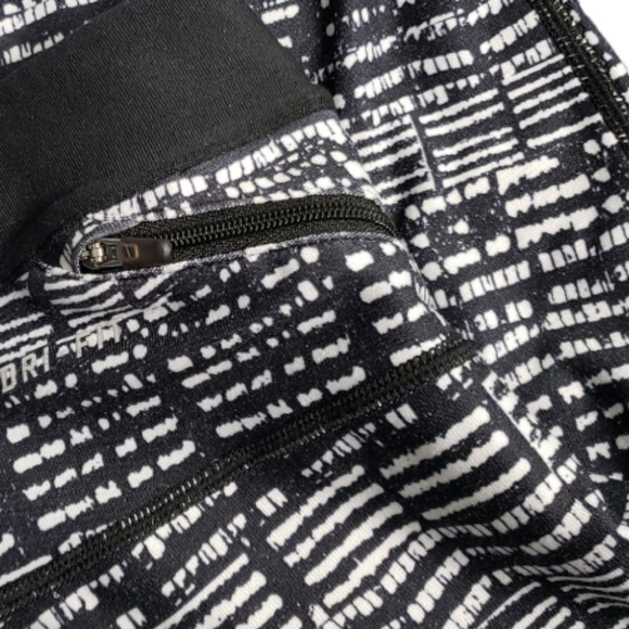 Nike Dri Fit Just Do It Pocket cropped Adjustable waist athletic leggings - Picture 7 of 7